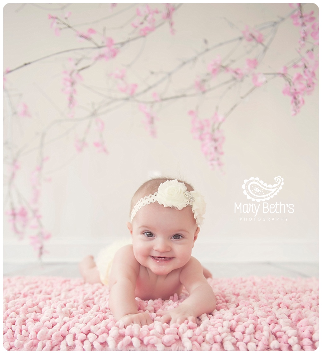 Augusta GA 6 month baby and family portrait | Mary Beth's Photography | Augusta GA Newborn Photographer, Augusta GA Family Photography
